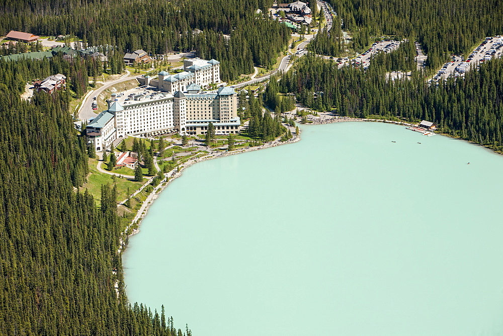 Lake Louise, Banff National Park, UNESCO World Heritage Site, Alberta, Rocky Mountains, Canada, North America