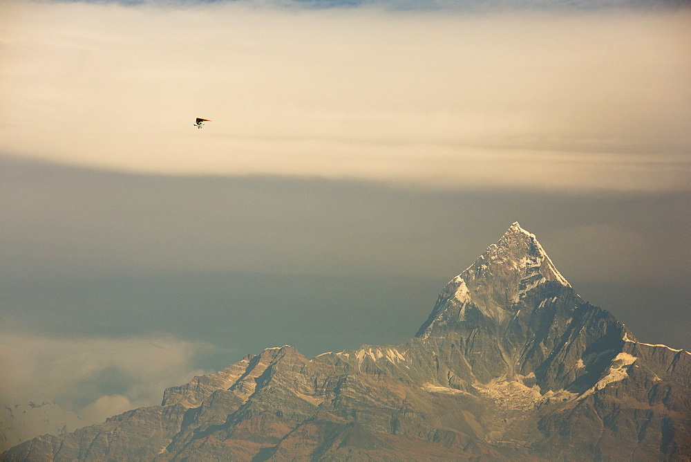 Motorised hang gliders giving flights to tourists from Pokhara, Nepal, Asia