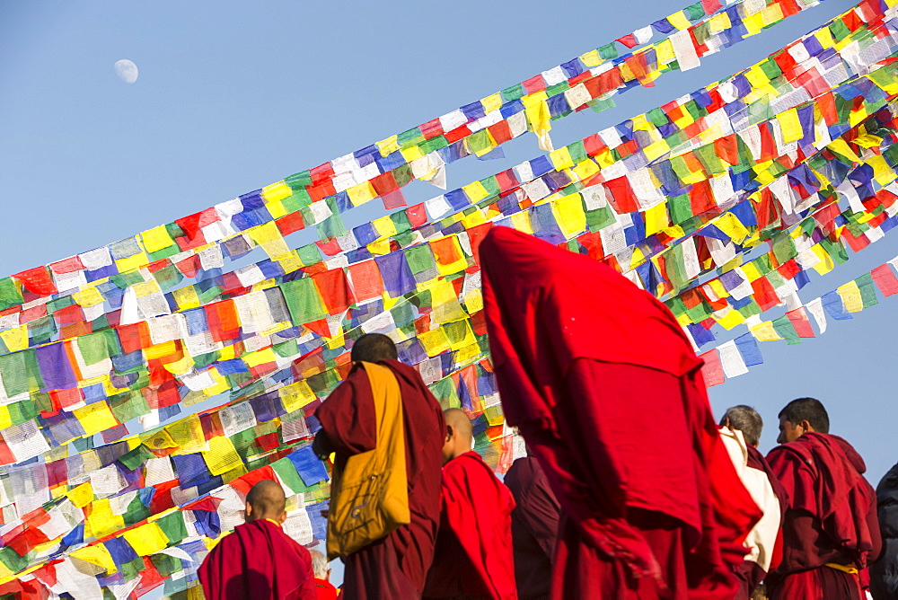 Buddhist monks at the Boudhanath Stupa, one of the holiest Buddist sites in Kathmandu, during a buddist festival, Kathmandu, Nepal, Asia