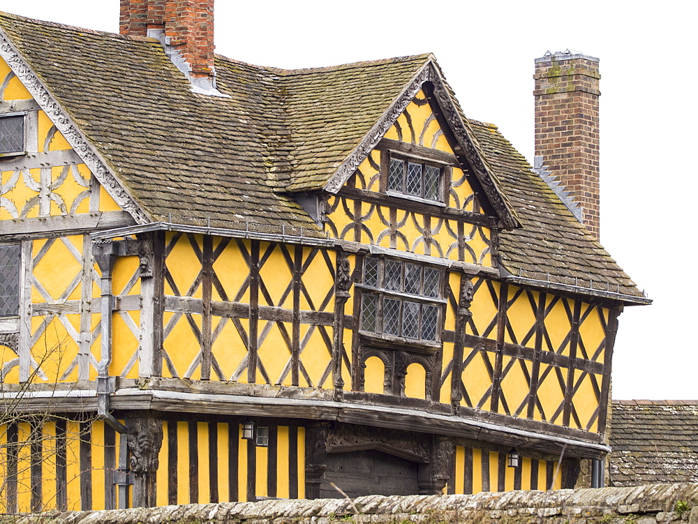 The gate house at Stokesay Castle, a fortified manor house built in the late 13th century in Stokesay, near Craven Arms, Shropshire, England, United Kingdom, Europe