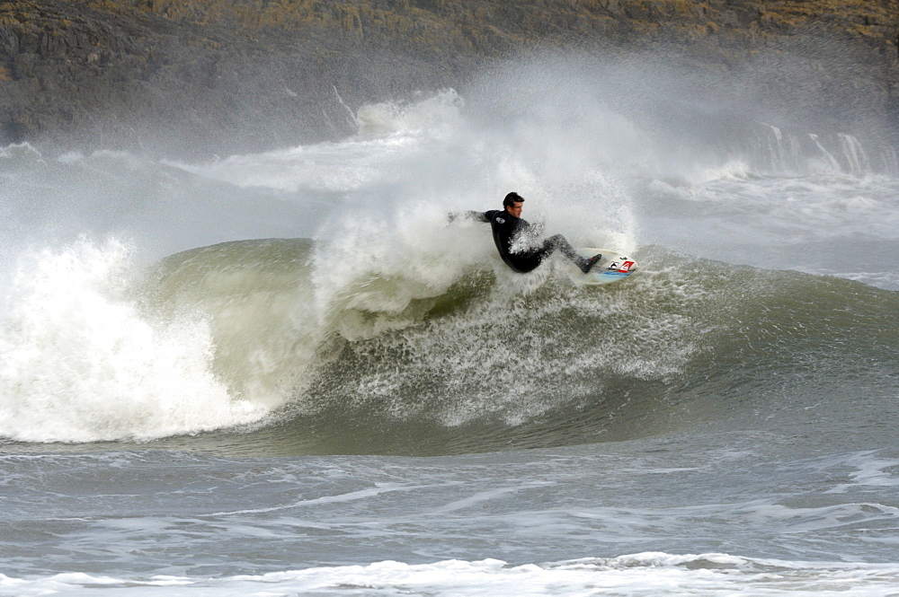 Surfing, Broad Haven South, Pembrokeshire, Wales, UK, Europe