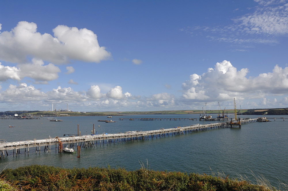 Jetty construction, South Hook LNG, Milford Haven, Pembrokeshire, Wales, UK, Great Britain