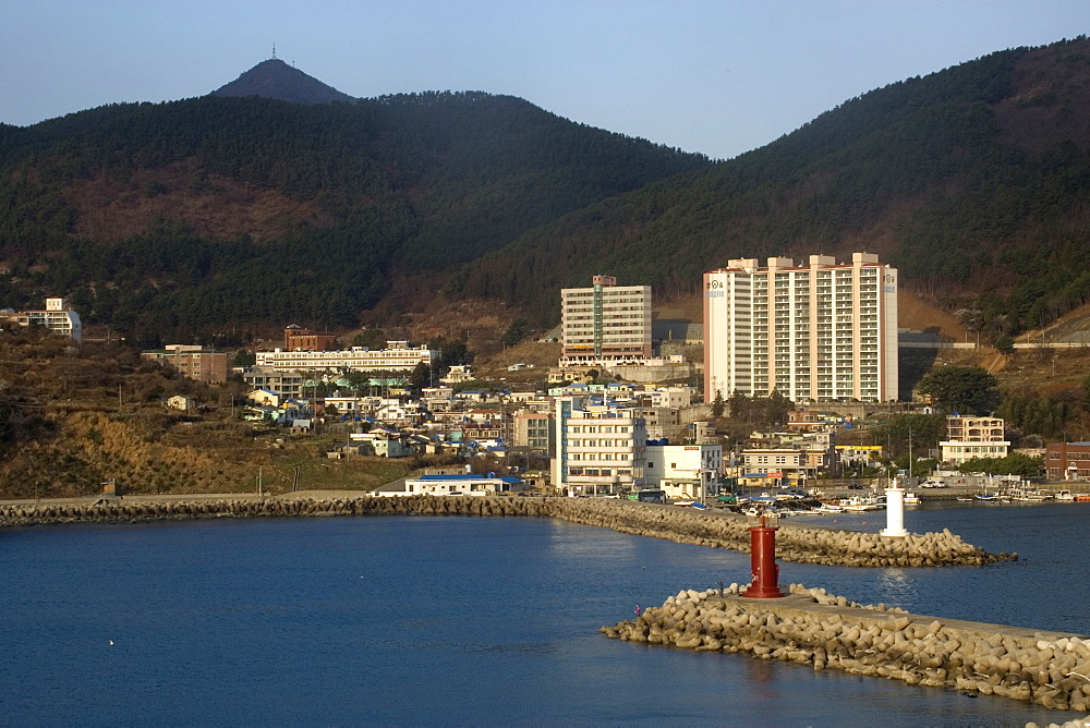 Entrance to Jangseunpo bay, Geojedo Island, South Korea, Asia