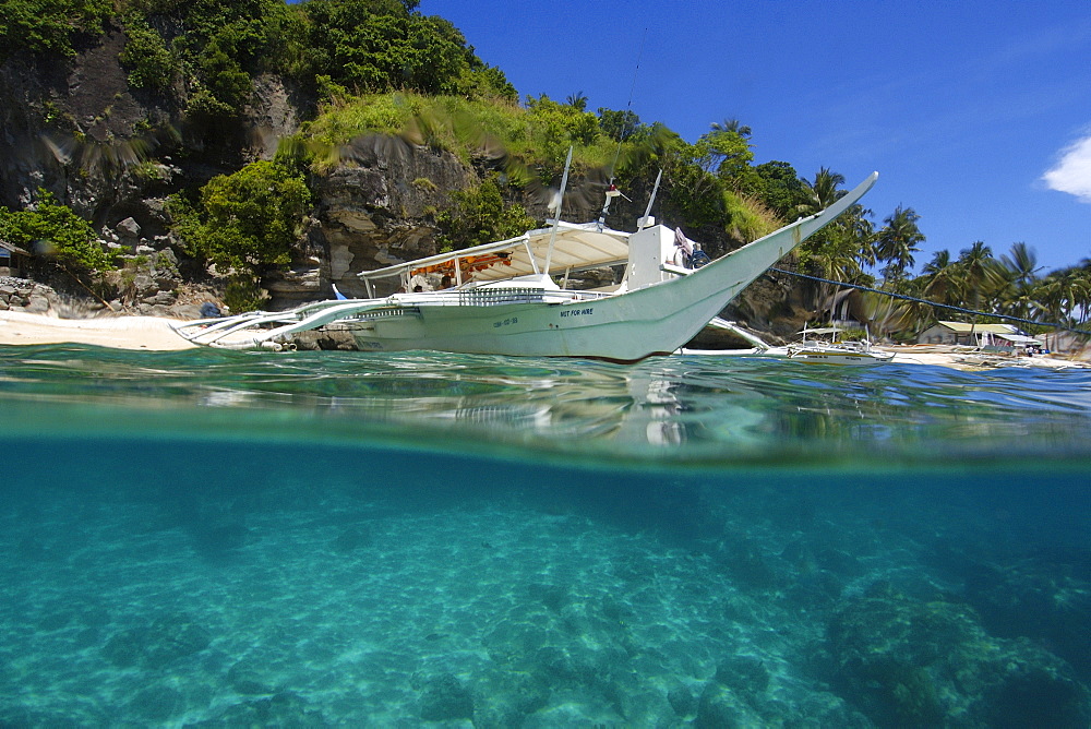 Banka and sandy seafloor, Apo Island Marine Reserve, Philippines, Southeast Asia, Asia