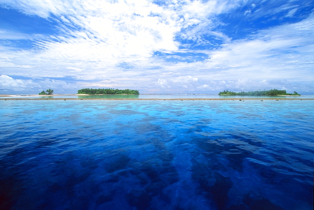 Uninhabited islands inside atoll, Mili, Marshall Islands, Pacific