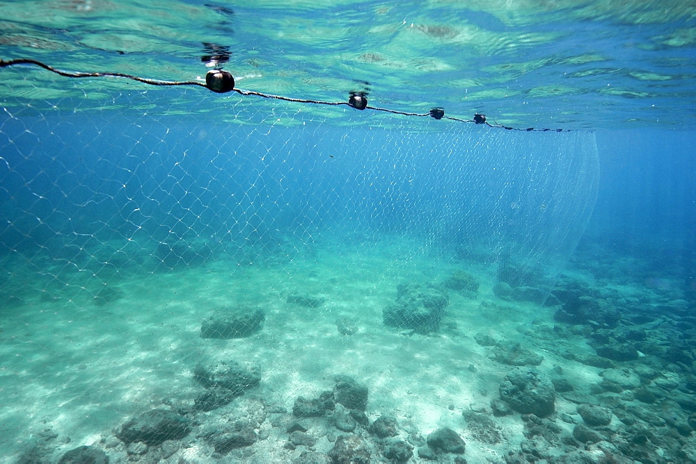 Drift net in shallow water, Negros Island, Philippines, Visayan Sea, Southeast Asia, Asia