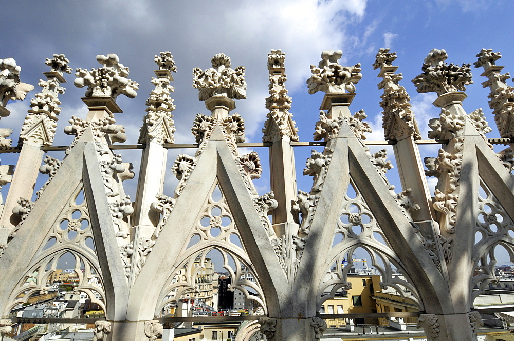 Ornamental detail, Milan Cathedral (Duomo di Milano), Milan, Lombardy, Italy, Europe