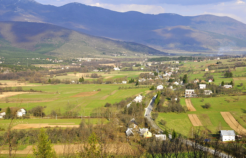 Valley and houses, Vrelo, Croatia, Europe