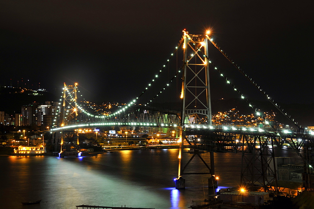 Hercilio Luz bridge at night, connects mainland to island of Florianopolis, Santa Catarina, Brazil, South America