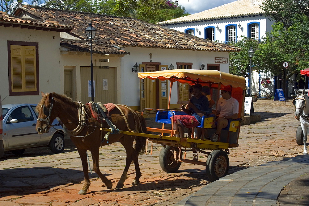 Horse carriages used for tourism and sightseeing, Tiradentes, Minas Gerais, Brazil, South America