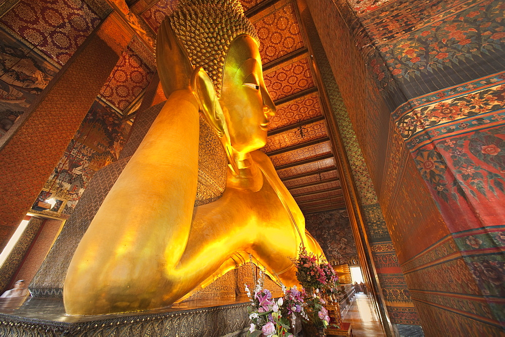 Wat Pho, the Temple of the Reclining Buddha.  Bangkok, Thailand, Asia.   Worlds Largest Reclining Buddha