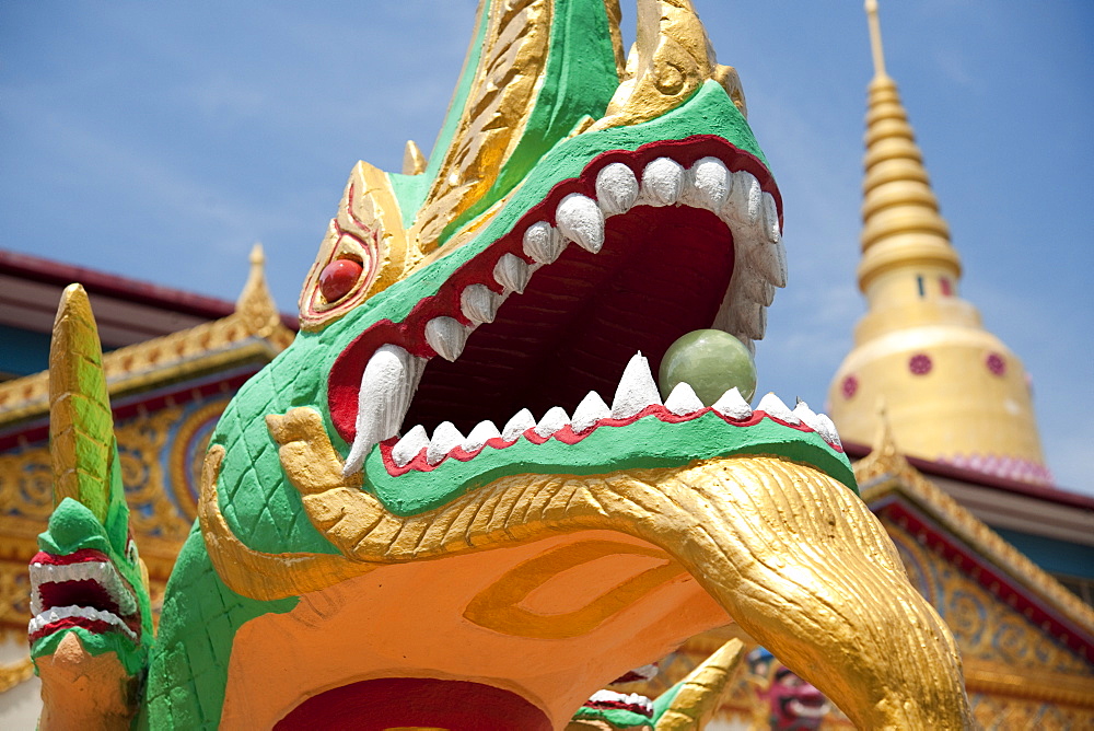 Thai Buddhist temple housing the 33 meter reclining Buddha, 3rd largest world wide.  Wat Chaiya Mangkalaram, George Town, Thailand, Asia