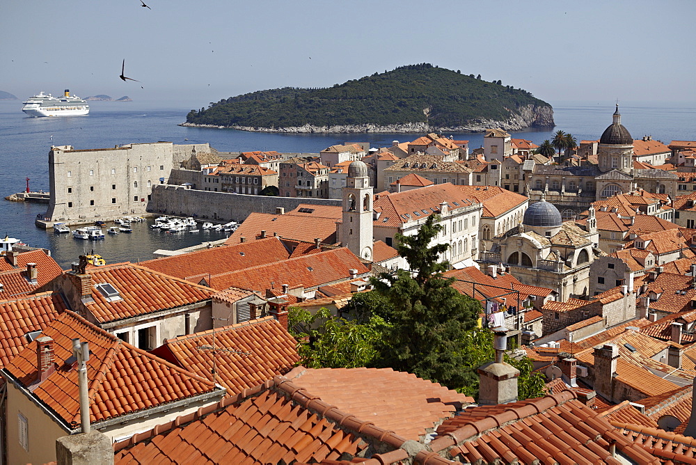 The rooftops of the Walled City of Dubrovnik, UNESCO World Heritage Site, Croatia, Europe