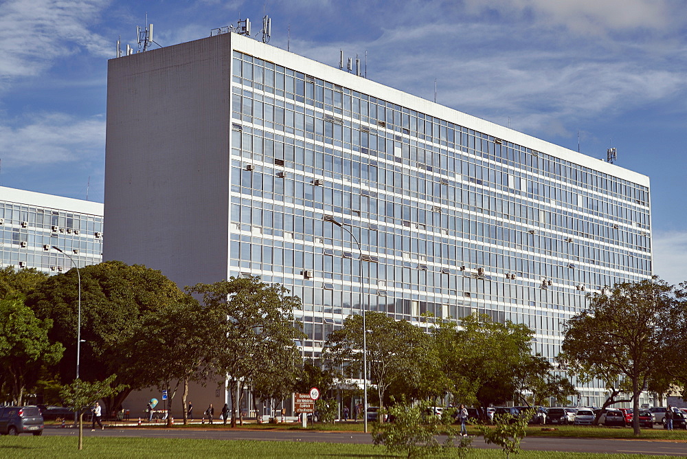 Standard Ministries designed by Oscar Niemeyer in 1958, part of the Pilot Plan, Brasilia, Brazil, South America