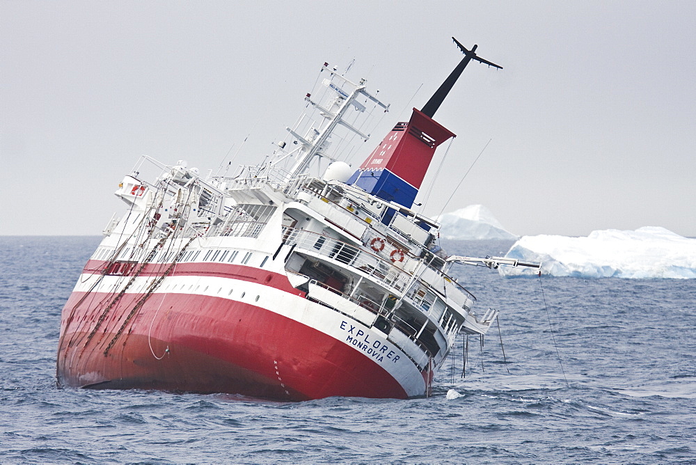 Images of the rescue of 154 people from the sinking expedition ship Explorer in Antarctica