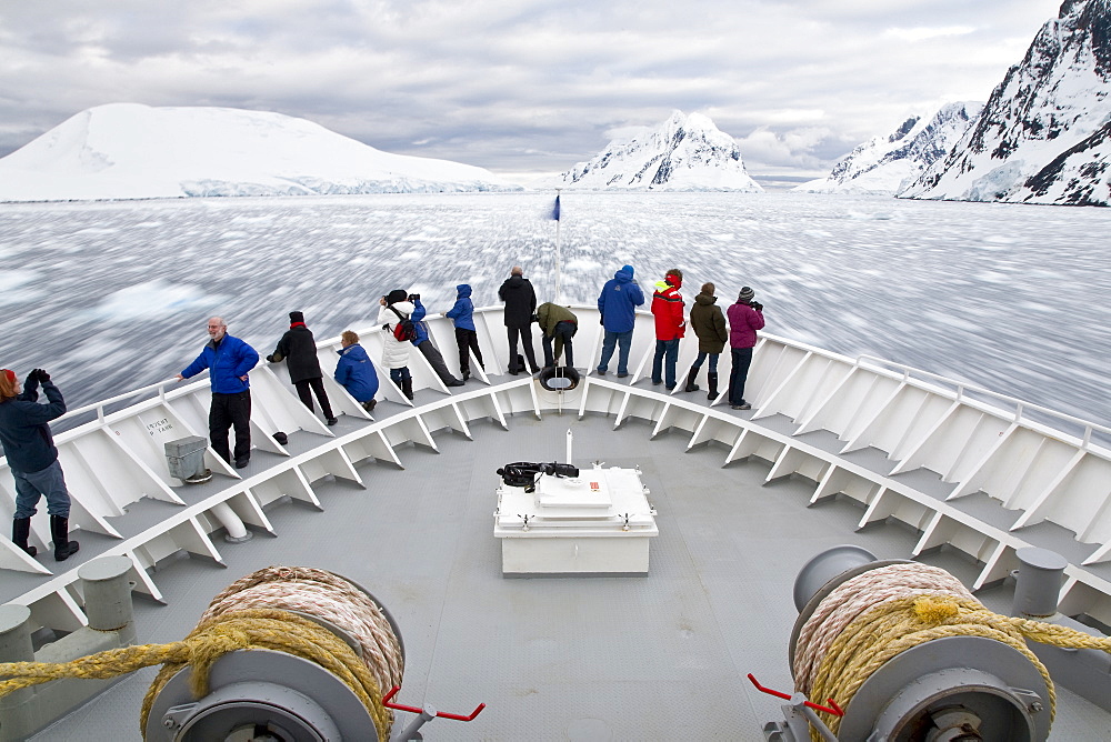 Guests from the Lindblad Expedition ship National Geographic Explorer, Antarctica