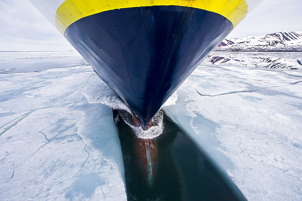 The Lindblad Expedition ship National Geographic Explorer, Svalbard Archipelago, Antarctica