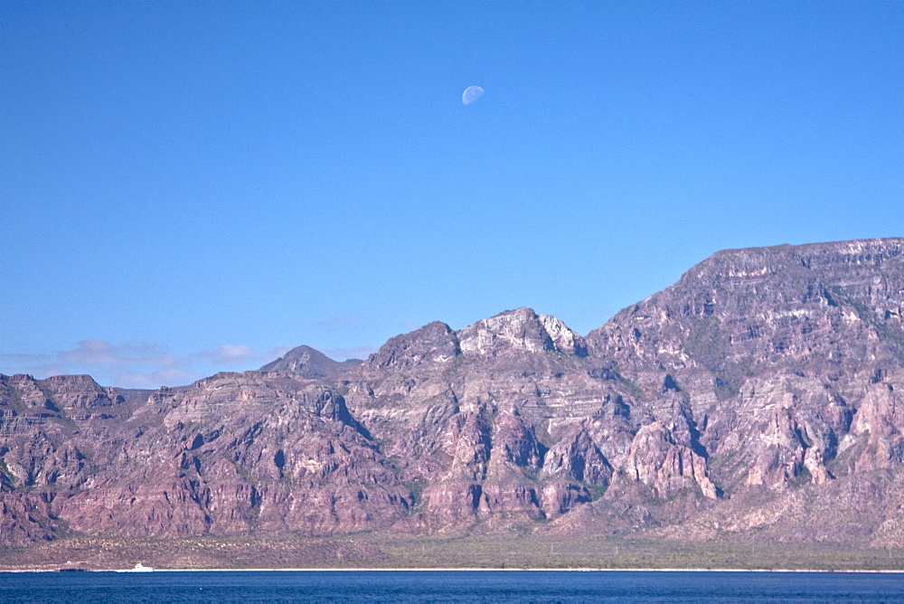 Sunrise on Isla Danzante in the Gulf of California (Sea of Cortez), Baja California Sur, Mexico.