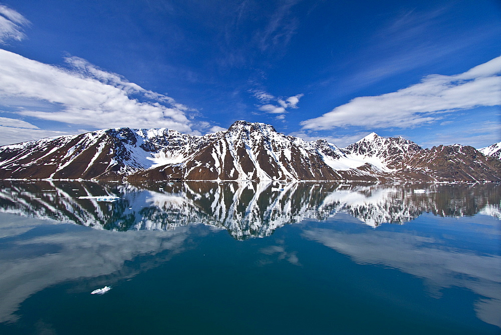 A view of Krossfjorden (cross fjord) on the northwestern side of Spitsbergen Island in the Svalbard Archipelago, Norway.