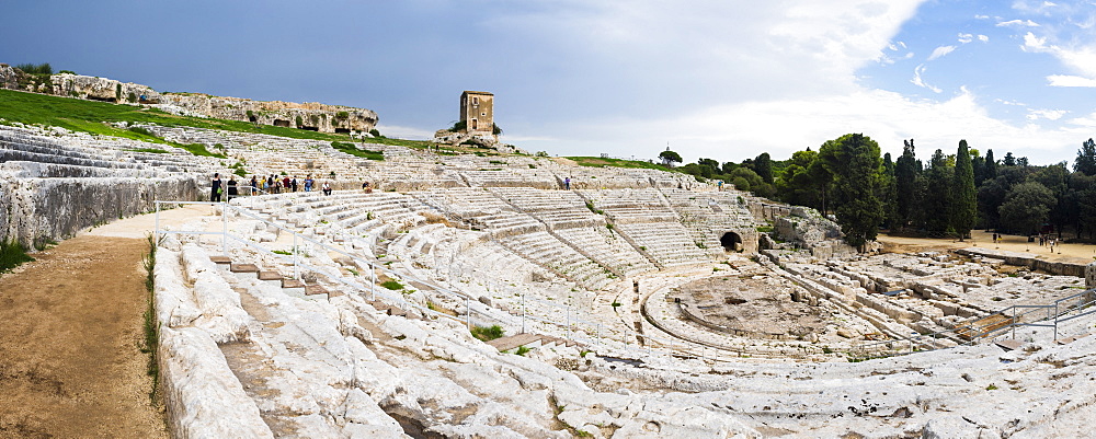 Teatro Greco (Greek Theatre), the Greek Amphitheatre at Syracuse (Siracusa), UNESCO World Heritage Site, Sicily, Italy, Europe 