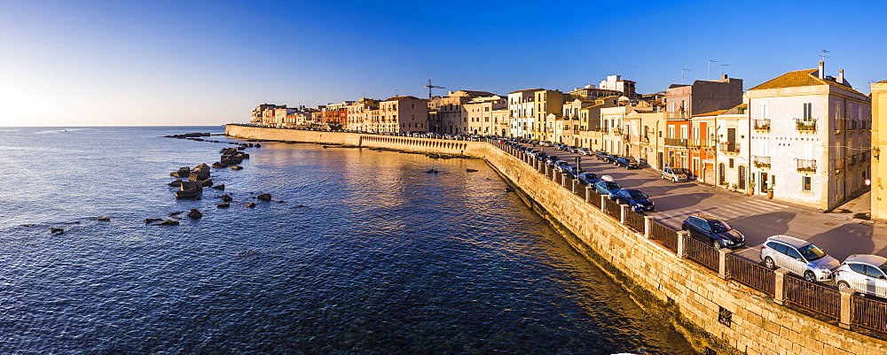 Ortigia (Ortygia) Island at sunrise, Syracuse (Siracusa), Sicily, Italy, Mediterranean, Europe 