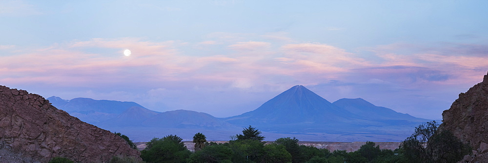 Sunset at Licancabur Volcano, 5,920m and Juriques Volcano, 5704m, stratovolcanos in the Atacama Desert, North Chile, Chile, South America