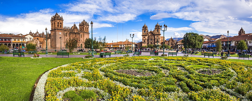 Cusco Cathedral (Basilica of the Assumption of the Virgin) and La Compania (Church of the Society of Jesus), Plaza de Armas, Cusco, Peru, South America