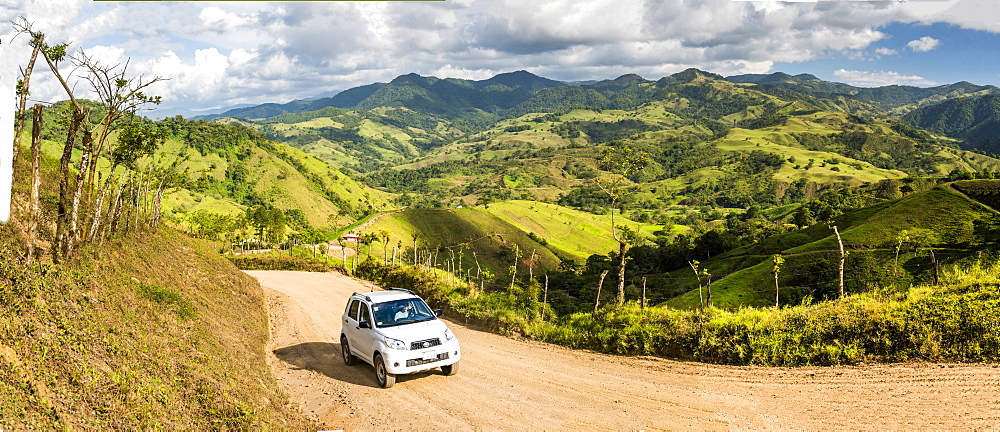 Driving to Monteverde Cloud Forest Reserve, Puntarenas, Costa Rica, Central America