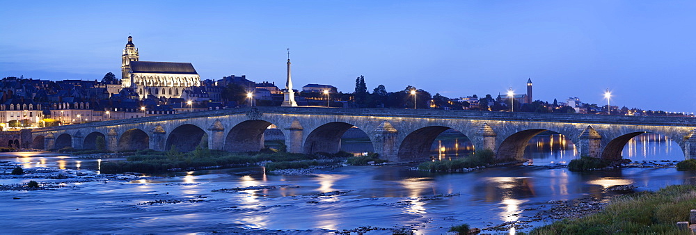 Blois, Loire Valley, Loir et Cher, France, Europe 