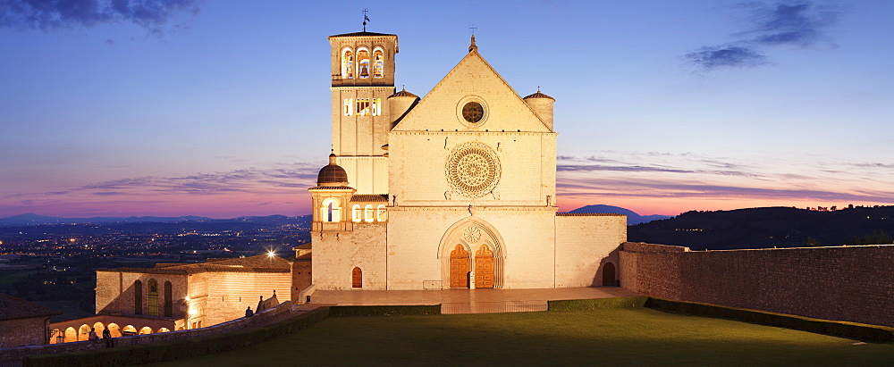 Basilica of San Francesco, UNESCO World Heritage Site, Assisi, Perugia District, Umbria, Italy, Europe