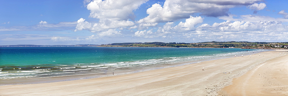 Beach of Pentrez Plage, Finistere, Brittany, France, Europe 