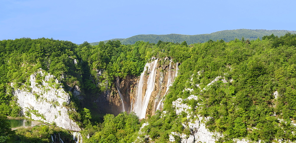 Waterfall Veliki Slap, Plitvice Lakes National Park, UNESCO World Heritage Site, Croatia, Europe 