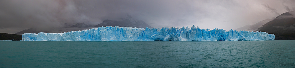 A panoramic view of Perito Moreno Glacier in Los Glaciares National Park, UNESCO World Heritage Site, Santa Cruz Province, Patagonia, Argentina, South America