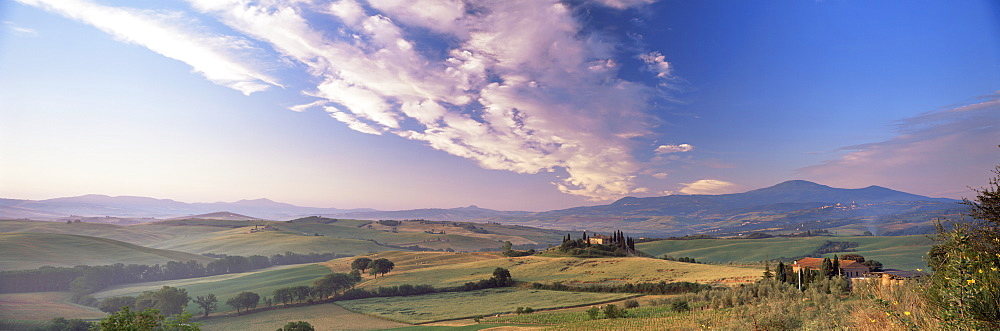 Dawn view of Val d'Orcia showing Belvedere and rolling Tuscan countryside, San Quirico d'Orcia, Tuscany, Italy, Europe