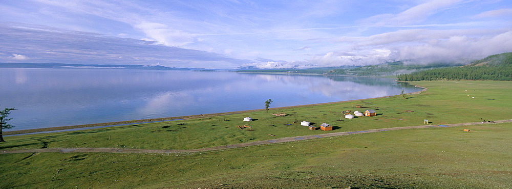 Nomads ghers (yurts), Khovsgol Nuur lake, Khovsgol province, Mongolia, Central Asia, Asia