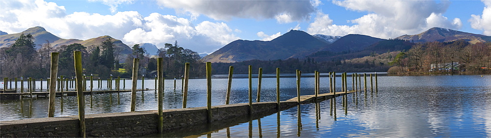 Lake Derwentwater, Catbells, Brandlehow, Causey Pike and Grisdale Pike, from the boat landings at Keswick, North Lakeland, Lake District National Park, Keswick, Cumbria, England, United Kingdom, Europe