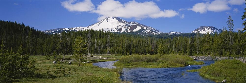 High angle view of a lake in front of a snowcapped mountain, Mt Bachelor, Oregon, USA