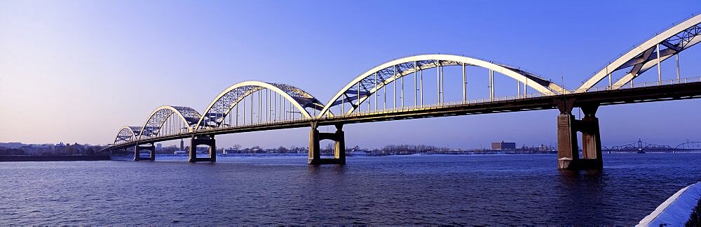 USA, Illinois, Iowa, Centennial Bridge