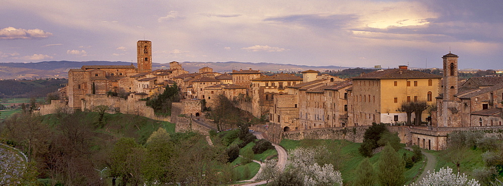 Colle di Val D'Elsa, a medieval town near Siena, Tuscany, Italy, Europe