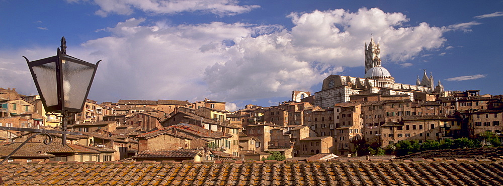 Panoramic view of city with Duomo at right, Siena, UNESCO World Heritage Site, Tuscany, Italy, Europe