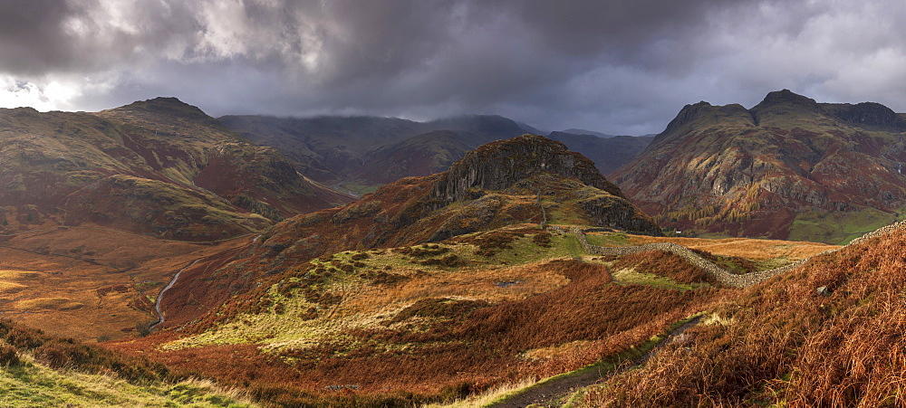 Dramatic mountain scenery in the Langdales, Lake District National Park, Cumbria, England, United Kingdom, Europe