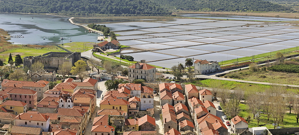 Town of Ston, the salt marshes at back, Peljesac peninsula, Croatia, Europe