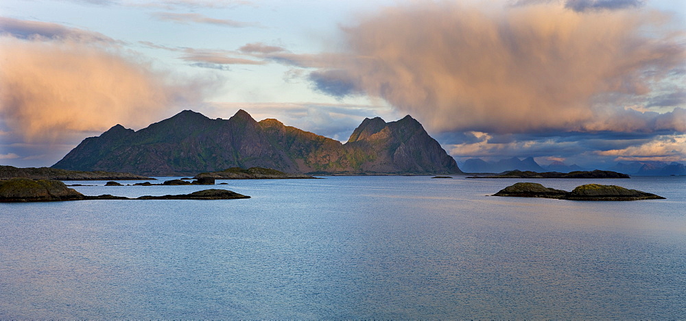 Svolvaer, Austnesfjord, island of AustvÃ‚goya, Lofoten, Norway, Scandinavia, Europe