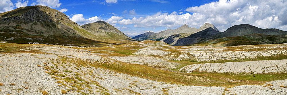 Panoramic view over an alpine plateau near Lacs de Lignin, Haute Verdon Mountains, Alpes-de-Haute-Provence, France, Europe