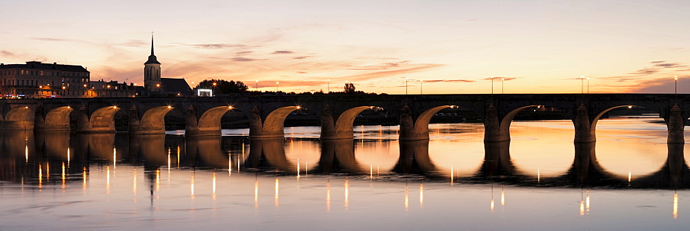 Cessart Pont, Saumur, Department Maine-et-Loire, Region Pays de la Loire, France, Europe