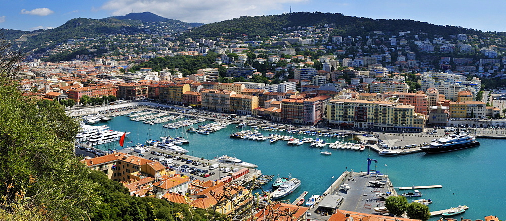 View over the harbour of Nice, Department Alpes-Maritimes, Region Provence-Alpes-Cote d'Azur, France, Europe