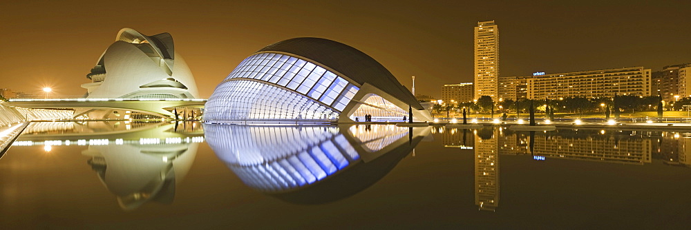 La Ciudad de las Artes y las Ciencias, City of Arts and Sciences, Valencia, Comunidad Valencia, Spain, Europe