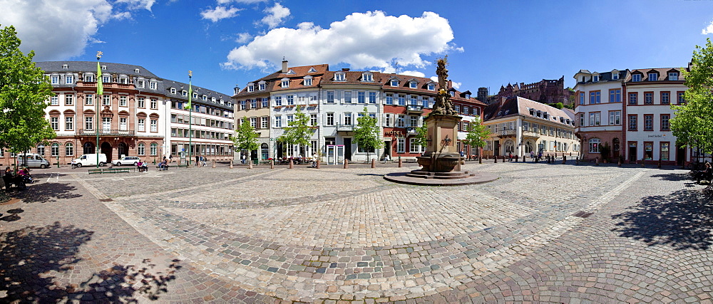 Panoramic view, Kornmarkt square with the Virgin Mary fountain, Graimberghaus building at back, Heidelberg, Rhine-Neckar region, Baden-Wuerttemberg, Germany, Europe