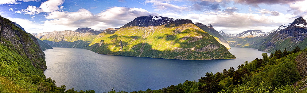 Panoramic views of the Sunnylvsfjord and the mouth of the Geiranger Fjord, Norway, Scandinavia, Europe