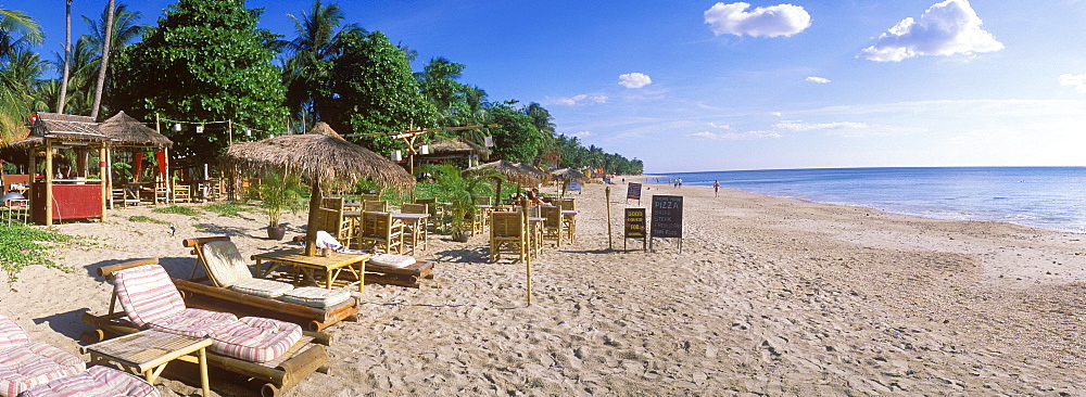 Gecko Bar on the beach, Klong Khong Beach, island of Ko Lanta, Koh Lanta, Krabi, Thailand, Asia